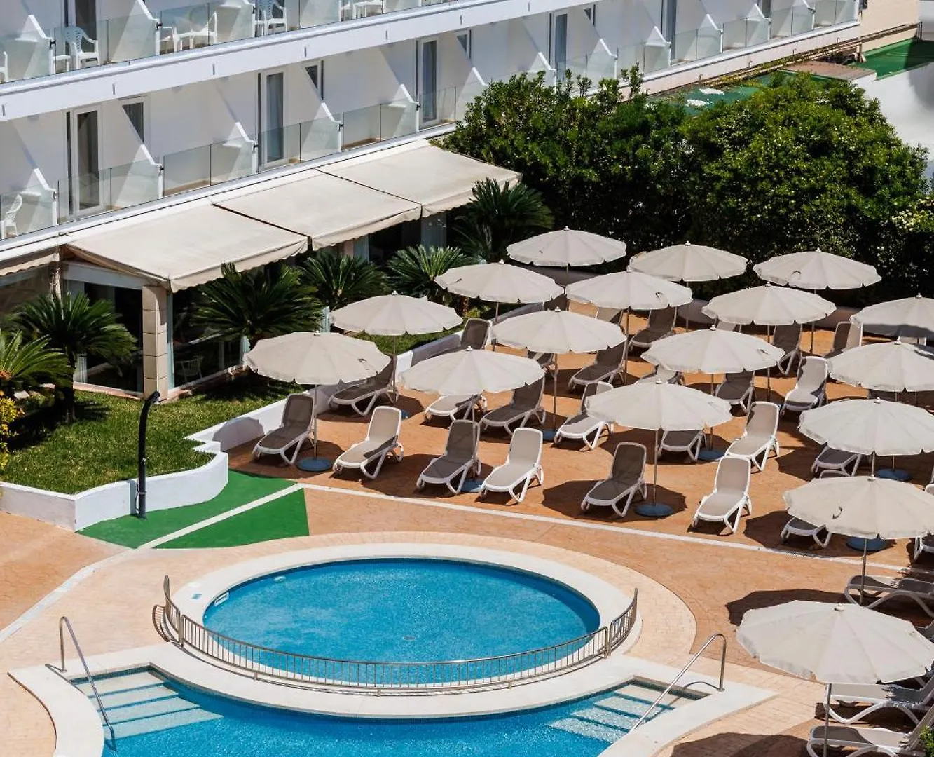 Hotel O7 Alondra Cala Ratjada  Spagna