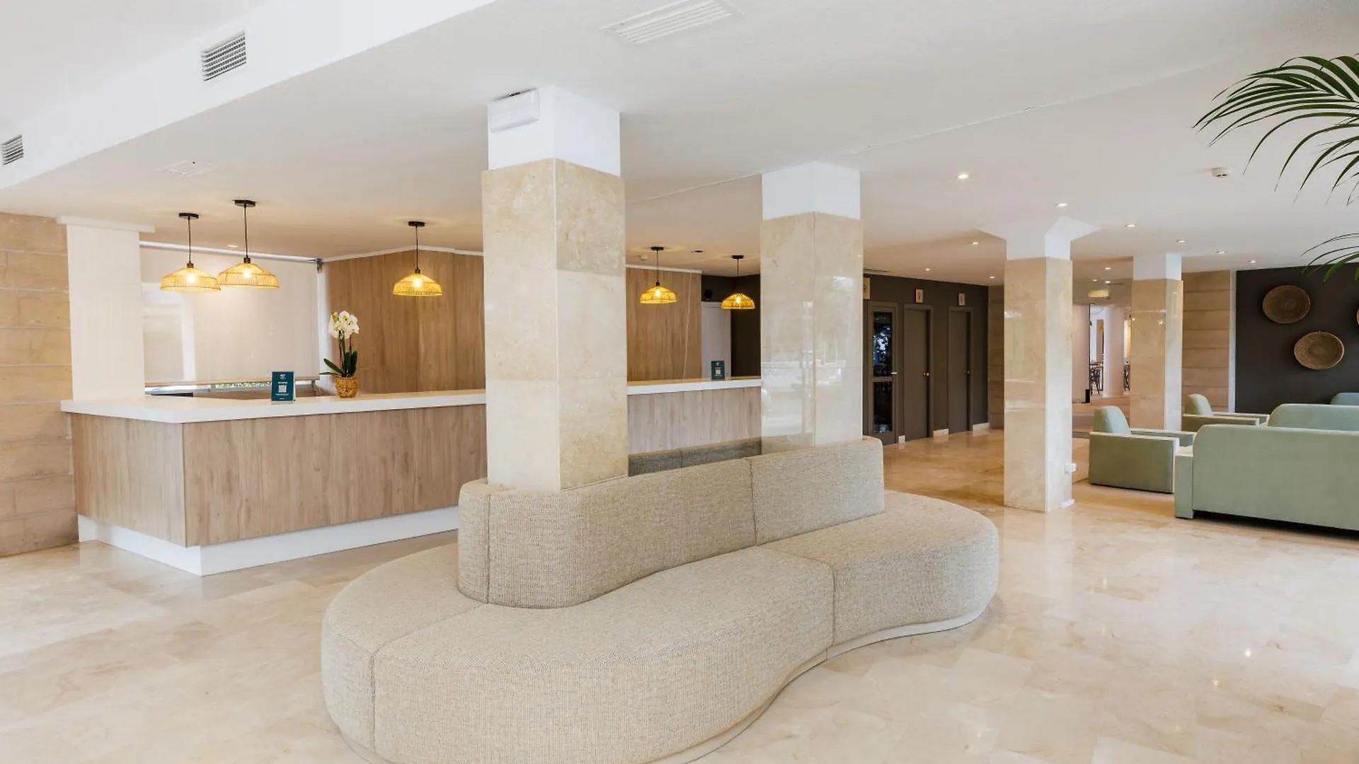 Hotel O7 Alondra Cala Ratjada  3*, Cala Ratjada (Mallorca) Spagna
